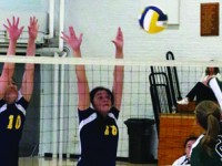 Volleyball Sweeps Double Header, Advances to 3-0 Record