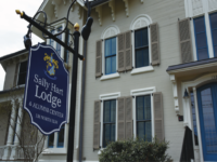 Located at the center of campus, the Sally Hart Lodge serves prospective students, parents, and alumni alike.