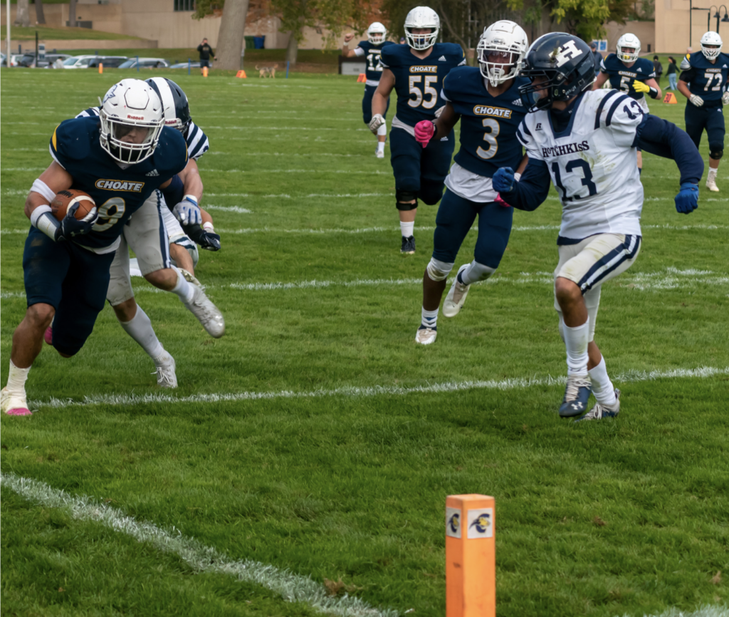 Choate Football Dominates Hotchkiss